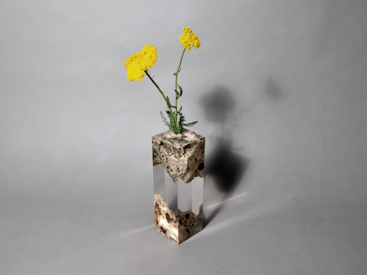  Floating Karst Vase